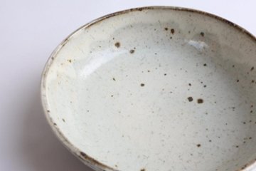 坪井俊憲　刷毛目粉引なます皿画像
