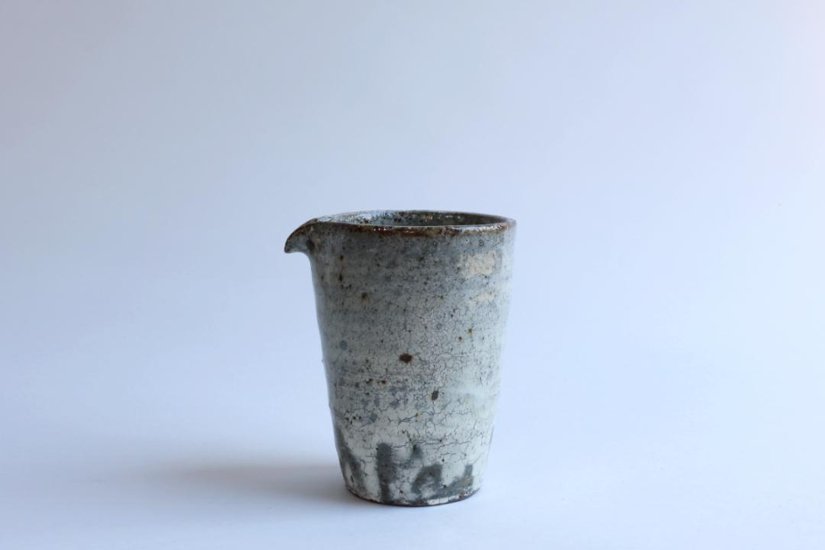 坪井俊憲　粉引筒片口画像