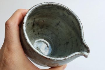 坪井俊憲　粉引片口画像