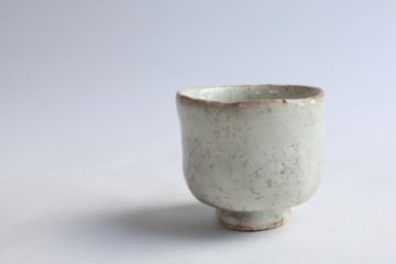 坪井俊憲　粉引ぐい呑画像
