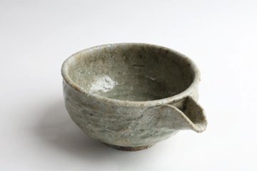 坪井俊憲　灰釉片口画像