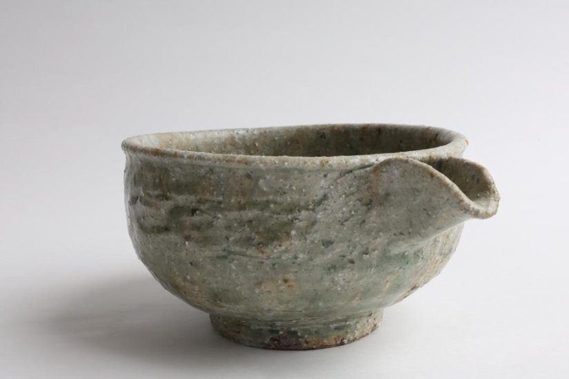 坪井俊憲　灰釉片口画像