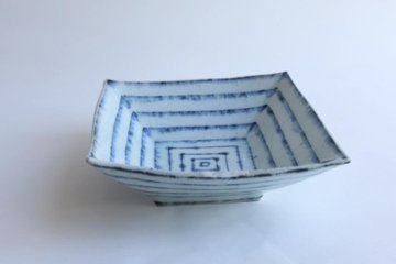 小峠貴美子　角鉢　渦画像
