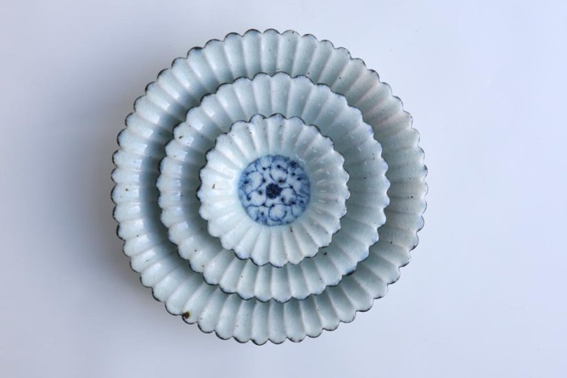 小峠貴美子　輪花皿　大画像