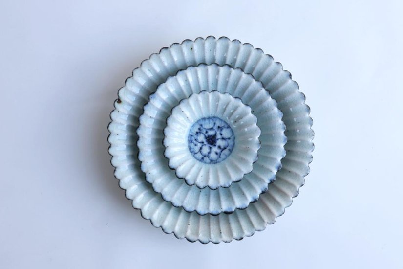 小峠貴美子　輪花皿　小画像