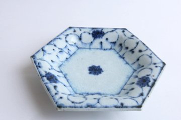 小峠貴美子　六角皿　大　唐草画像