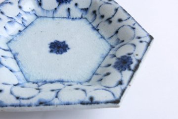小峠貴美子　六角皿　大　唐草画像