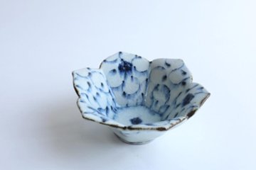 小峠貴美子　六弁稜花小鉢画像