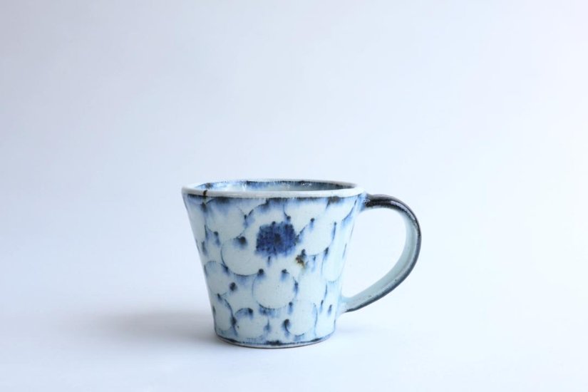 小峠貴美子　マグカップ　唐草画像