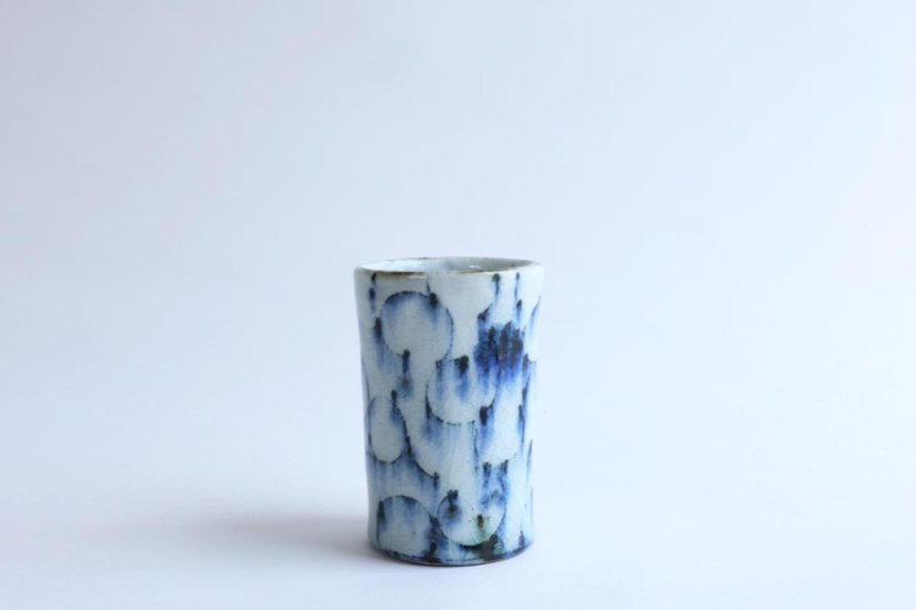 小峠貴美子　筒湯呑み　唐草画像