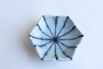 小峠貴美子　六弁稜花豆皿画像