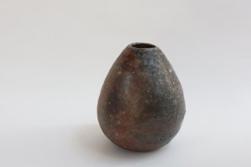 小峠貴美子　焼き締め　花入れ画像