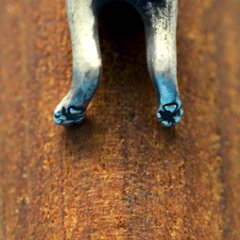 見上げる猫リング｜向きで表情が変わるフリーサイズリング（肉球デザイン・シルバー925）画像