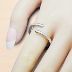 腕を太くした指抱き猫の手リング｜しっかりとした存在感のシルバーアクセサリー（silver925）画像