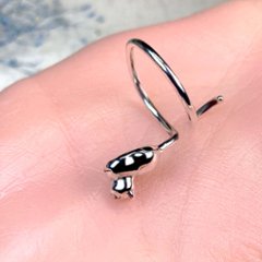 指の上で寝ちゃう香箱猫リング（フリーサイズ）画像