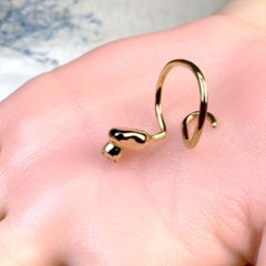 指の上で寝ちゃう香箱猫リング（フリーサイズ）画像
