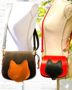 Cat's face on bag /M サイズ・本体緑、猫とお魚ナチュラル色（展示品）画像