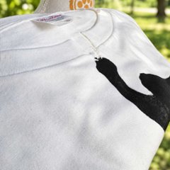 強制的VネックTシャツ  | 手描き猫｜一点物｜クラッシュデザイン｜ハンドペイント画像
