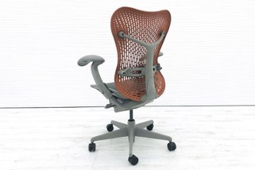 ミラチェア 中古 ハーマンミラー Herman Miller テラコッタ Mirra Chair メッシュ 中古オフィス家具画像