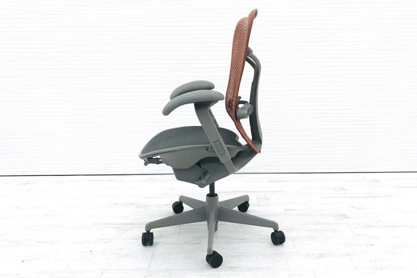 ミラチェア 中古 ハーマンミラー Herman Miller テラコッタ Mirra Chair メッシュ 中古オフィス家具画像