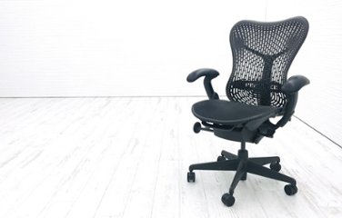 ハーマンミラー ミラチェア 中古チェア Herman Miller Mirra Chair メッシュ 事務椅子 中古オフィス家具 ブラック MR113AAMの画像