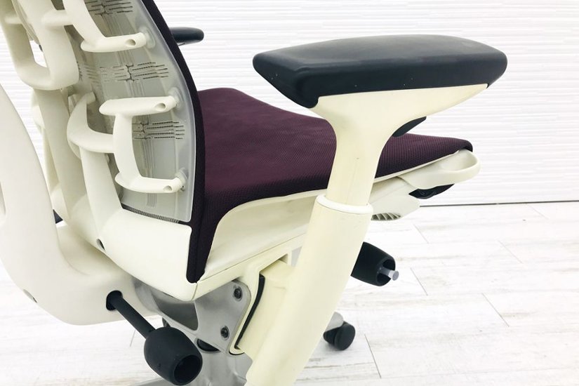 エンボディチェア 中古 ハーマンミラー Herman Miller オフィスチェア 高機能チェア 中古オフィス家具 マルベリー画像