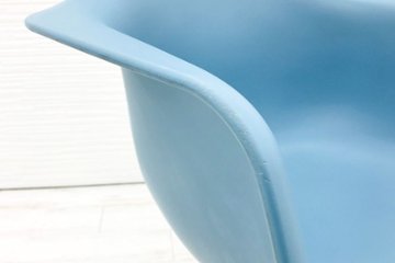 ヴィトラ イームズチェア ハーマンミラー Vitra 中古 イームズ キャスター脚 HermanMiller Eames Plastic ArmChair画像