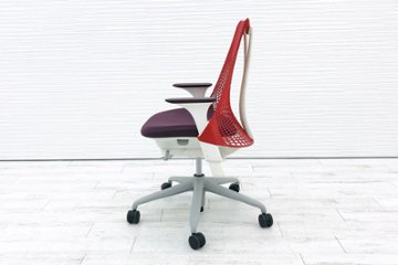 ハーマンミラー セイルチェア 中古 レッド パープル SAYL Chairs デザインチェア 中古オフィス家具画像