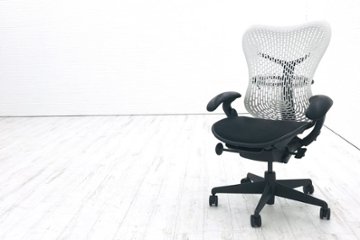 ハーマンミラー ミラチェア 中古チェア Herman Miller Mirra Chair メッシュ 事務椅子 中古オフィス家具 ブラック ホワイトの画像