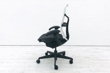 ハーマンミラー ミラチェア 中古チェア Herman Miller Mirra Chair メッシュ 事務椅子 中古オフィス家具 ブラック ホワイト画像