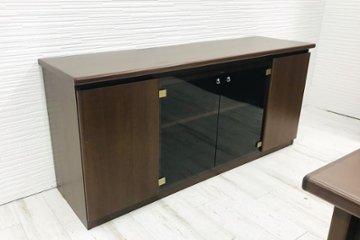 オカムラ 役員家具セット 【5点セット】 両袖机 社長室用 中古デスク 高級家具 エグゼクティブデスク 中古オフィス家具 デスク幅1800画像