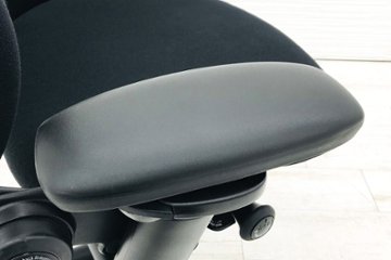 スチールケース リープチェア リープHD 中古 Steelcase Leap 中古オフィスチェア ブラック 中古オフィス家具 クッション 46212119S画像