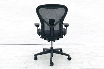 ハーマンミラー アーロンチェア 中古 【展示品】 2018年製 アーロン リマスタード Bサイズ フル装備 Herman Miller 中古オフィス家具画像