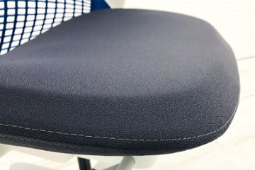 ハーマンミラー セイルチェア 2018年製 中古チェア SAYL Chairs デザインチェア 中古オフィス家具 前傾チルト 可動肘 ブルー画像