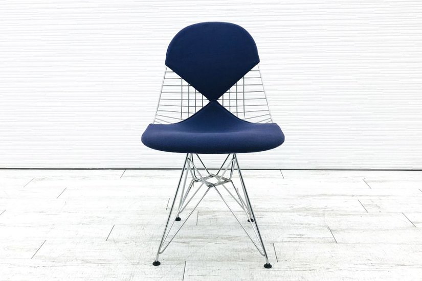 ハーマンミラー ワイヤーチェア ビキニパッド  イームズチェア 中古オフィス家具Herman Miller クロームベース パープル画像