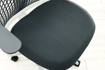 ハーマンミラー セイルチェア SAYL Chairs 中古 前傾チルト 可動肘 デザインチェア 中古オフィス家具 グレー画像