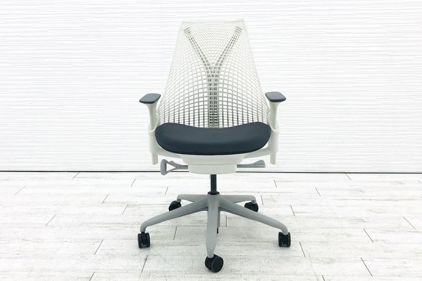 ハーマンミラー セイルチェア SAYL Chairs 中古 前傾チルト 可動肘 デザインチェア 中古オフィス家具 座グレー 背ホワイト画像