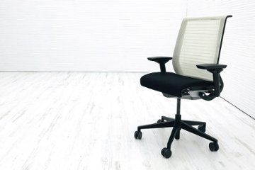 シンクチェア 中古 スチールケース Steelcase シンク オフィスチェア 可動肘 ホワイト 中古オフィス家具 事務椅子の画像