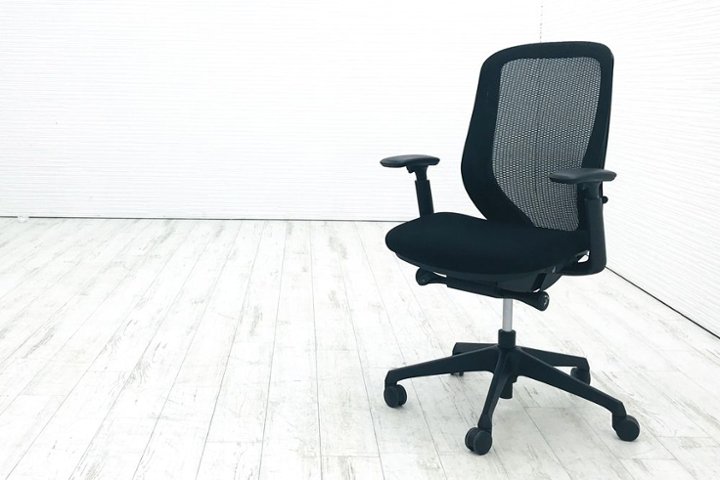 オカムラ シルフィーチェア 2020年製 ハイバック 可動肘 中古チェア  