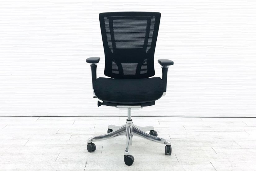 ネフィルチェア オリバー 中古オフィスチェア Nefil メッシュ Comfort Seating 高機能チェア 中古オフィス家具 ブラック 可動肘画像