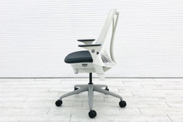 セイルチェア ハーマンミラー SAYL Chairs 中古 前傾チルト 可動肘 デザインチェア 中古オフィス家具 座グレー 背ホワイト画像