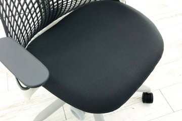 セイルチェア ハーマンミラー SAYL Chairs 中古 前傾チルト 可動肘 デザインチェア 中古オフィス家具 グレー画像