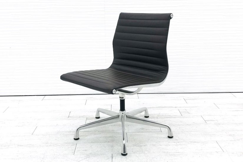 アルミナムチェア 本皮 レザー 中古 ハーマンミラー 中古オフィス家具 Herman Miller ブラウン イームズアルミナムグループ 訳あり画像