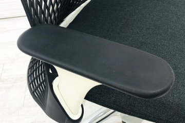 セイルチェア ハーマンミラー 2016年製 SAYL Chairs 中古 前傾チルト 可動肘 デザインチェア 中古オフィス家具 グレー ポリッシュ脚画像