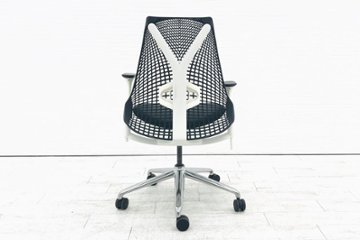 セイルチェア ハーマンミラー 2016年製 SAYL Chairs 中古 前傾チルト 可動肘 デザインチェア 中古オフィス家具 グレー ポリッシュ脚画像