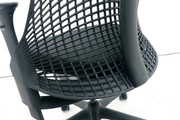 ハーマンミラー セイルチェア 中古 2019年製 SAYL Chairs デザインチェア 中古オフィス家具 可動肘 ブラック画像