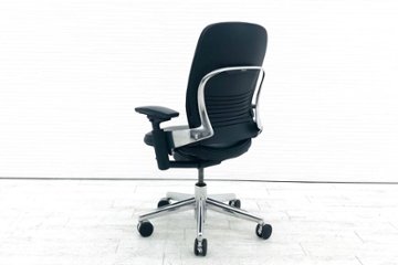 リープチェア USオリジナル アルミ脚 中古 スチールケース レザー 高級チェア Steelcase Leap ブラック 中古オフィス家具 革 46216179CS画像