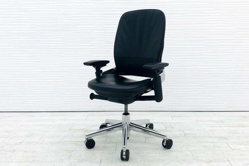 リープチェア USオリジナル アルミ脚 中古 スチールケース レザー 高級チェア Steelcase Leap ブラック 中古オフィス家具 革 46216179CS画像