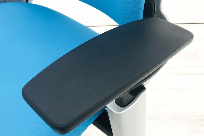 リープチェア V2 スチールケース  LEAP20100 中古 クッション Steelcase Leap 中古オフィス家具 OAチェア ブルー画像