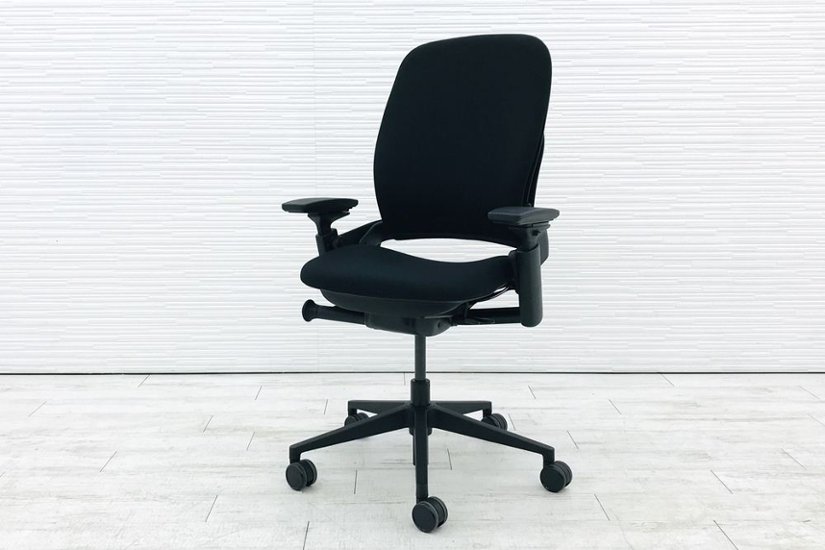 リープチェア V2 APモデル スチールケース 中古 ブラック クッション Steelcase Leap 中古オフィス家具 OAチェア画像